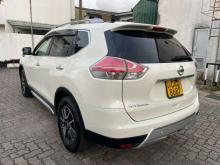 https://riyasewana.com/uploads/nissan-x-trail-premier-9958156694.jpg