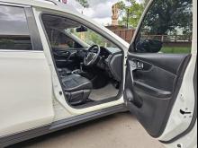 https://riyasewana.com/uploads/nissan-x-trail-sunroof-417045317926.jpg