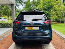 https://riyasewana.com/uploads/nissan-x-trail-t-32-2016-2819232612134.jpg