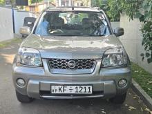 Nissan X-trail T30 2003 SUV
