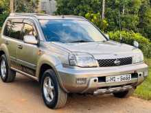 Nissan X-Trail T30 2000 SUV