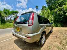 https://riyasewana.com/uploads/nissan-x-trail-t30-2003-1012273613002.jpg