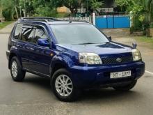 Nissan X-Trail T30 2000 SUV