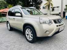 Nissan X-Trail 2013 SUV
