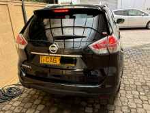 https://riyasewana.com/uploads/nissan-x-trail-t32-3018111812.jpg