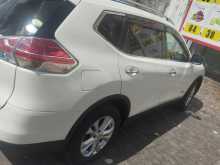 https://riyasewana.com/uploads/nissan-x-trial-2015-410544512033.jpg