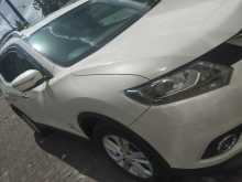 https://riyasewana.com/uploads/nissan-x-trial-2015-410544512064.jpg