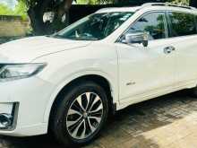 https://riyasewana.com/uploads/nissan-x-trial-2016-150063812933.jpg