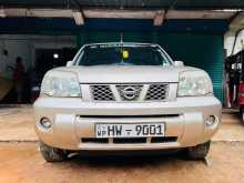 Nissan X-Trail 2003 SUV