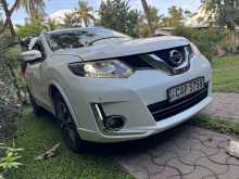 Nissan X-Trail 2015 SUV