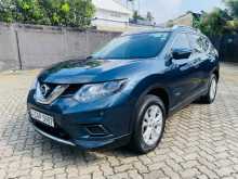 Nissan X-Trail 2015 SUV