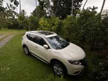 Nissan X-Trail 2015 SUV