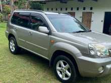 Nissan X-Trail 2002 SUV