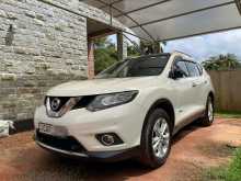 Nissan X-Trail 2015 SUV