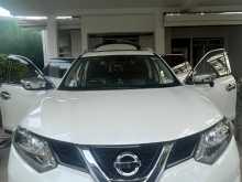Nissan X-Trail 2015 SUV
