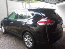 https://riyasewana.com/uploads/nissan-xtrail-2015-2810115712523.jpg