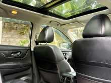 https://riyasewana.com/uploads/nissan-xtrail-2016-1219405712954.jpg