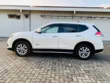 https://riyasewana.com/uploads/nissan-xtrail-2016-69453812554.jpg