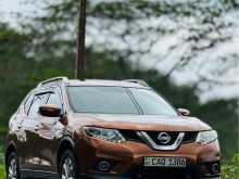 Nissan X-Trail 2016 SUV