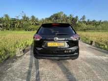 https://riyasewana.com/uploads/nissan-xtrail-87035122113.jpg