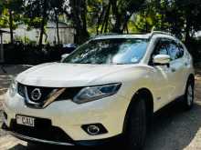 https://riyasewana.com/uploads/nissan-xtrail-hnt32-2016-1820173412012.jpg