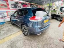https://riyasewana.com/uploads/nissan-xtrail-mode-2111050324801.jpg
