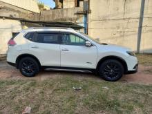 https://riyasewana.com/uploads/nissan-xtrail-sports-101030206354.jpg