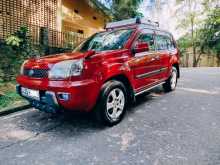 Nissan X-Trail T30 2000 SUV