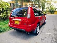 https://riyasewana.com/uploads/nissan-xtrail-t30-2000-2613422112862.jpg