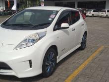 https://riyasewana.com/uploads/nissan-zaa-aze0-24kw-232052486222.jpg
