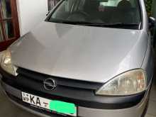 Opel Corsa 1.2 2000 Car