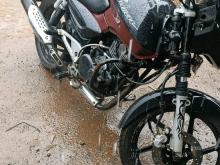 Bajaj Pulsar 180 2005 Motorbike