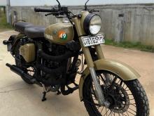 https://riyasewana.com/uploads/other-royal-enfield-2513185224872.jpg