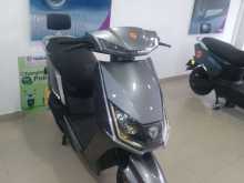 Other Yadea T5 2024 Motorbike