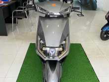 Other Yadea T5 2025 Motorbike