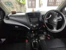 https://riyasewana.com/uploads/perodua-axia-10155417845.jpg