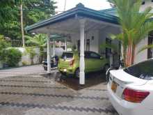 https://riyasewana.com/uploads/perodua-axia-g-2015-2620564012224.jpg