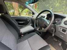 https://riyasewana.com/uploads/perodua-viva-elite-818275522333.jpg
