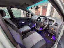 https://riyasewana.com/uploads/perodua-viva-elite-9951366355.jpg