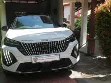 Peugeot 2008 Peugeot 2025 SUV