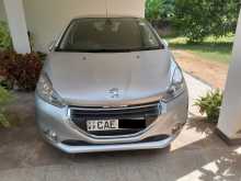 Peugeot 208 Active 2014 Car