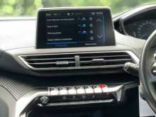 https://riyasewana.com/uploads/peugeot-3008-full-29164232915.jpg