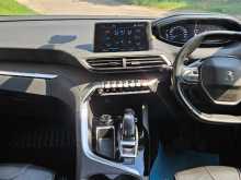 https://riyasewana.com/uploads/peugeot-3008-gt-17173033924.jpg
