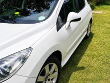 Peugeot 308 2013 Car