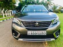 Peugeot 5008 2018 SUV