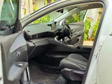 https://riyasewana.com/uploads/peugeot-5008-2019-157113112604.jpg