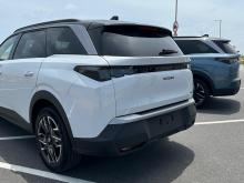 https://riyasewana.com/uploads/peugeot-5008-gt-2122185617326.jpg