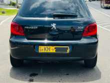 https://riyasewana.com/uploads/peugeot-peugeot-307-18101806364.jpg