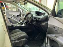 https://riyasewana.com/uploads/peugeot-peugeot-5008-2019-312034212344.jpg