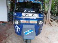 Piaggio Ape 2006 Three Wheel